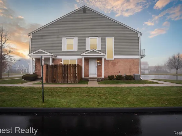 23642 Stonehenge Blvd, Novi, MI 48375
