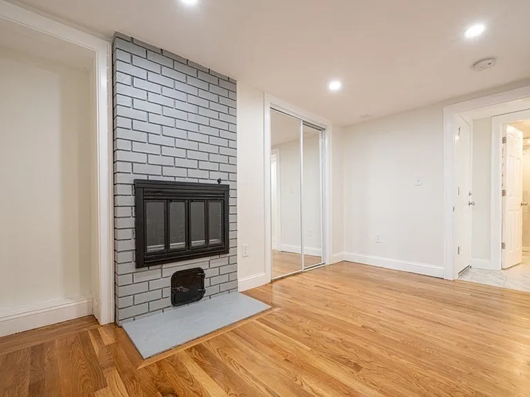 49 Union St #B — Photo 8