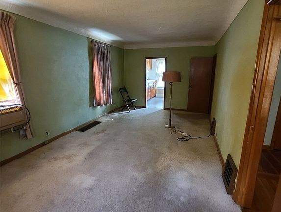 5th image of 6450 NW 54th Ct