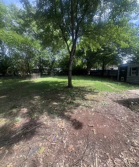Spacious backyard
