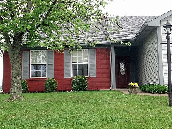 2nd image of 1991 Harvest Meadows Dr S