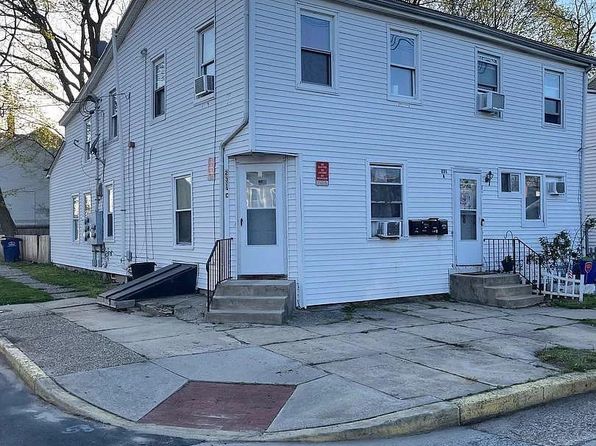 231 Broad St #B