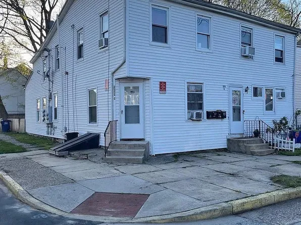 231 Broad St #B, Beverly, NJ 08010