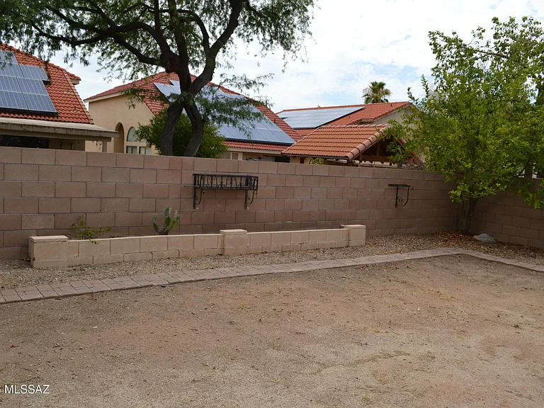 4799 W Calatrava Ln — Photo 32