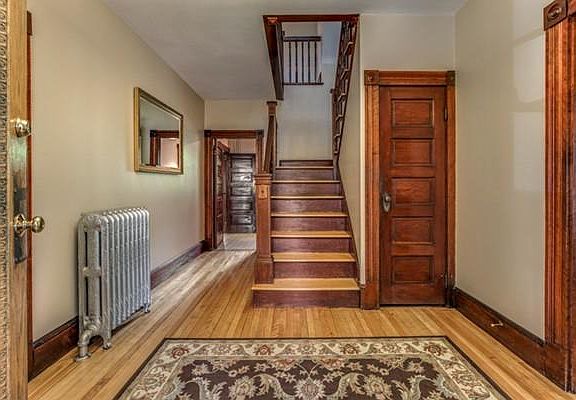 5th image of 22 Oakland St
