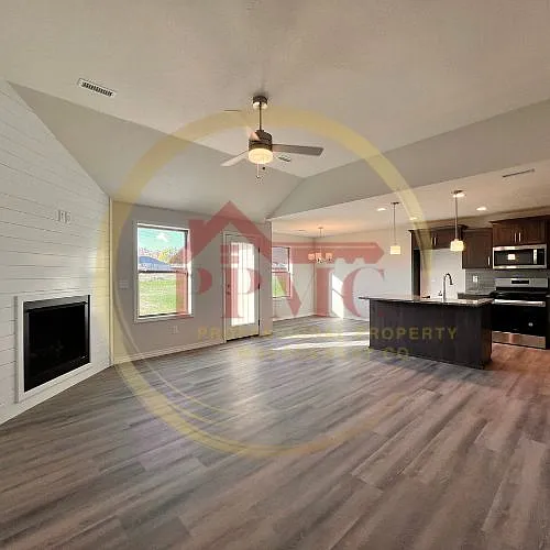 655 W Butterfield Dr — Photo 4
