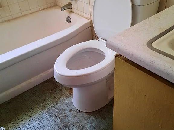 5th image of 5076 Ravensworth Dr