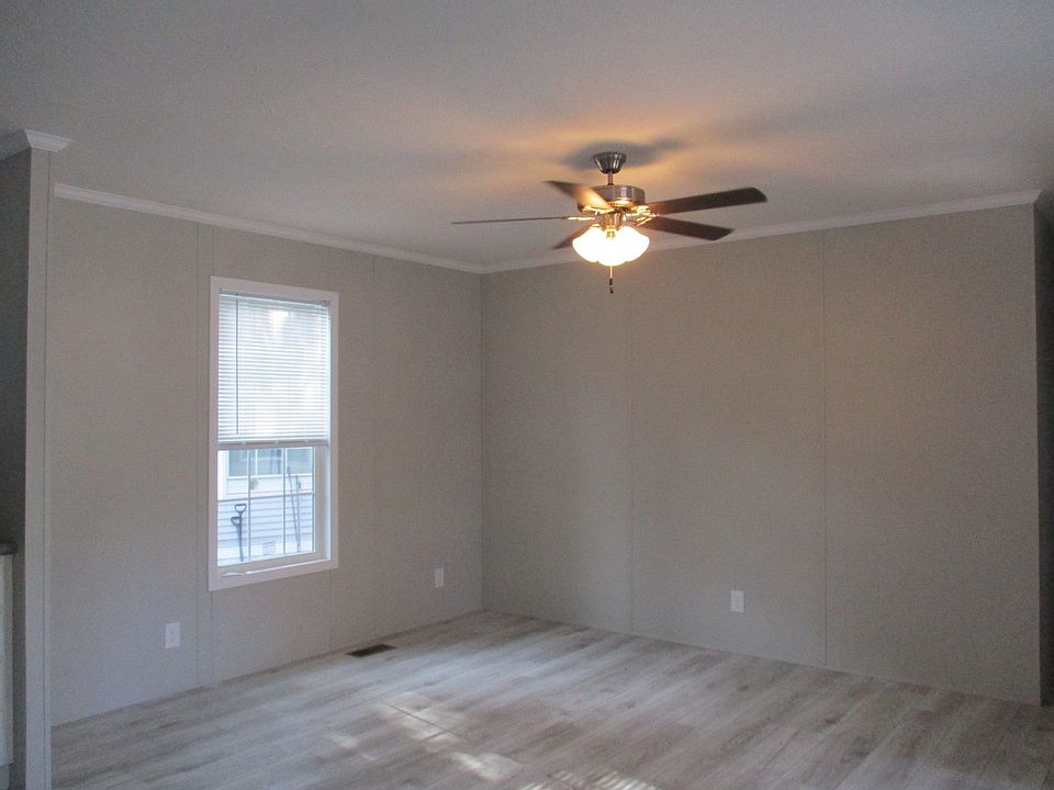 2nd image of 6471 S Division Ave #264