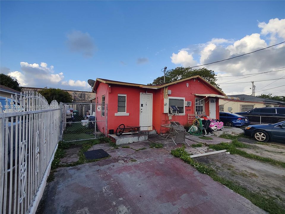 2nd image of 3070 NW 26th St