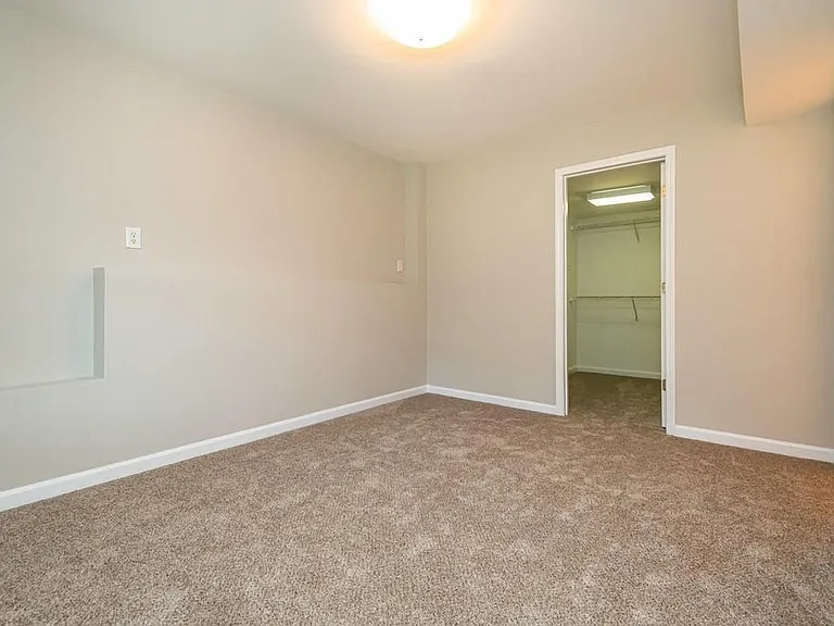 225 Heritage Lake Dr — Photo 76
