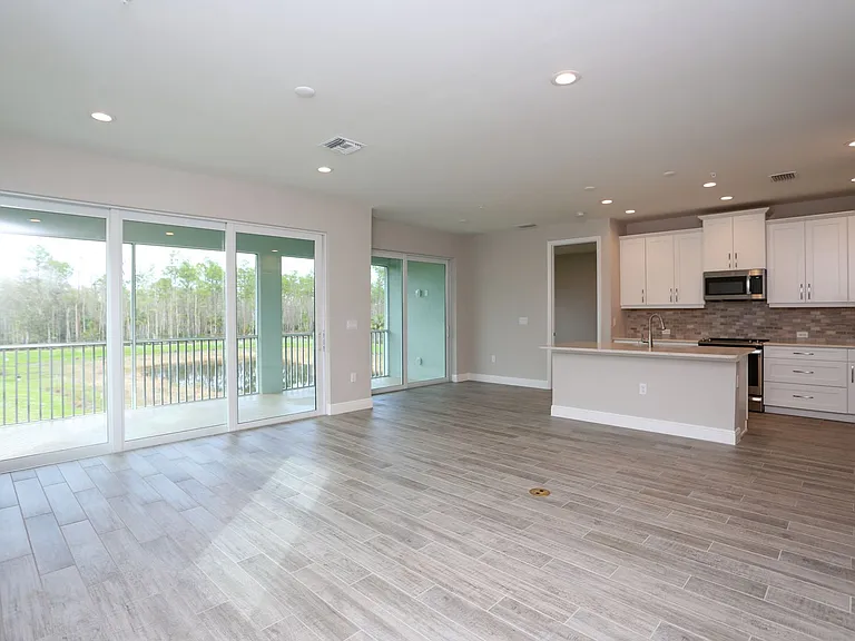 2626 Seychelles Cir #1405 — Photo 9