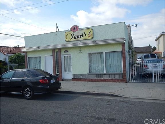 4th image of 921 E South St