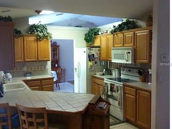 3rd image of 7064 Mauna Loa Blvd