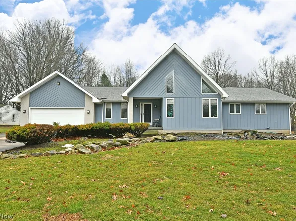 545 Thomas Ln, Girard, OH 44420