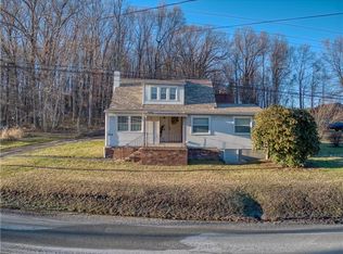968 Buchanan Rd, White, PA 15490