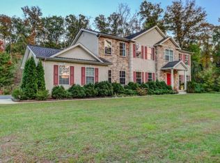 421 Woods Rd, Bear, DE 19701