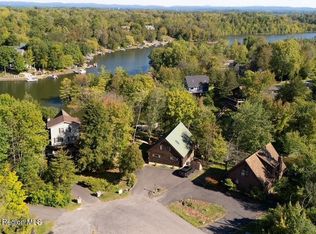 62 Brom Bones Lane, Athens, NY 12015