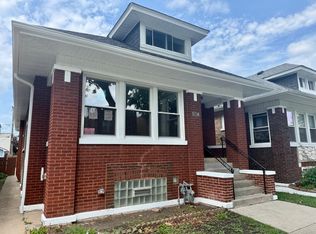 2234 Gunderson Ave, Berwyn, IL 60402