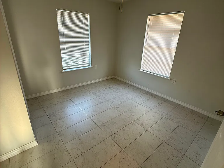 3170 Sueno Cir — Photo 5