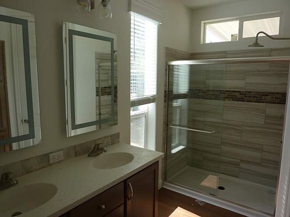 4th image of 2727 E University Dr Lot 139