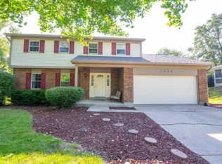 7906 Red Mill Dr, West Chester, OH