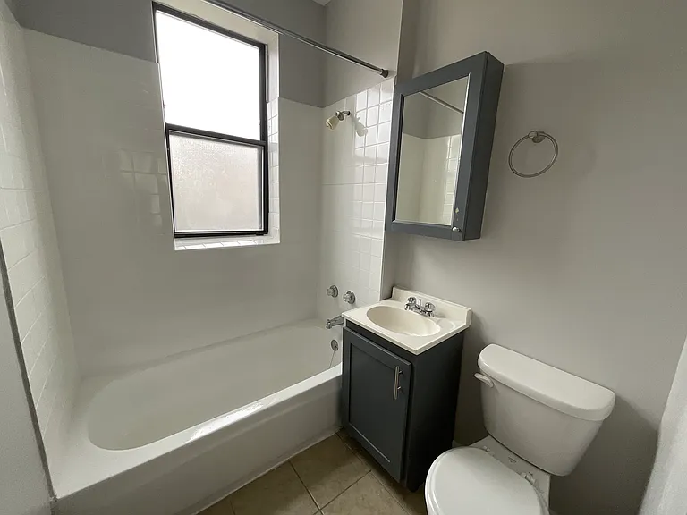 4631 S Lake Park — Photo 9