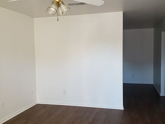 2nd image of 4201 Primrose Dr Unit B