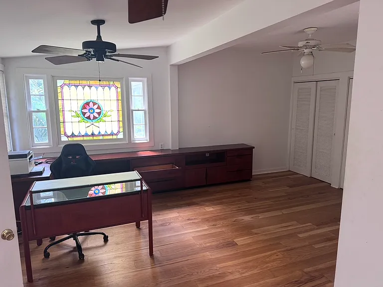 1122 Southard St #5 — Photo 3
