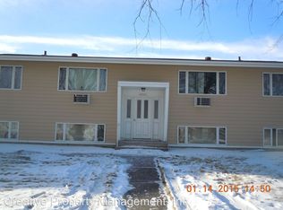 2041 4th St NW APT 3, Minot, ND 58703