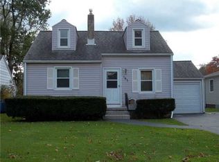 165 Chesterton Rd, Rochester, NY 14626