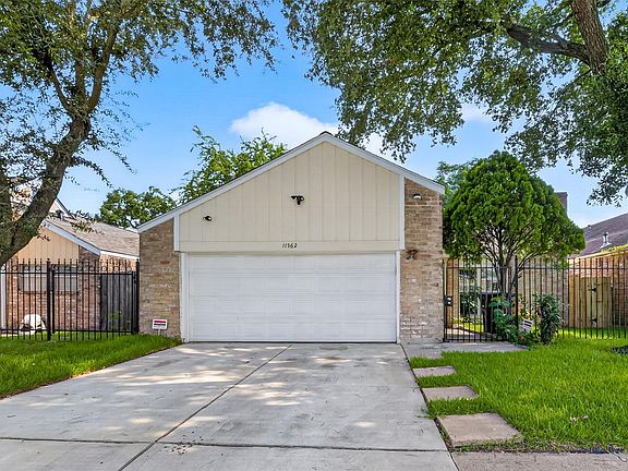 2nd image of 11562 Bellspring Dr