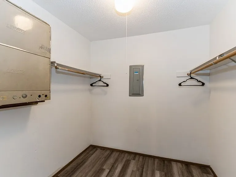 307 N Corn Street — Photo 20