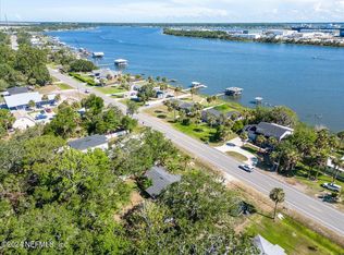 5757 Heckscher Dr, Jacksonville, FL 32226