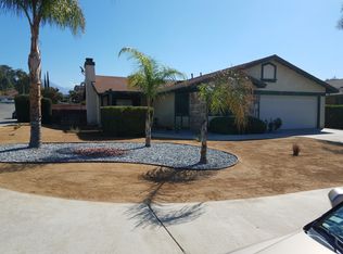 7633 Orange St, Highland, CA 92346