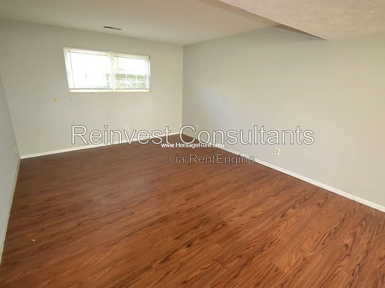 27 Wesleyan Ct #A — Photo 3