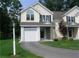 16 Minuteman Ln, Westford, MA 01886
