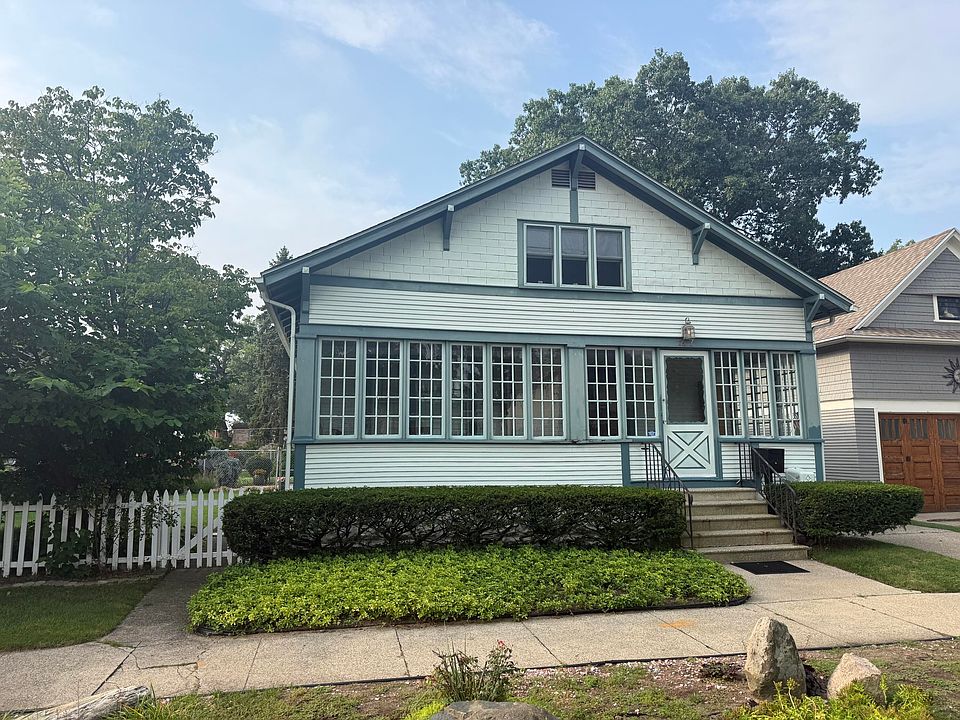 1st image of 27 E Southern Ave