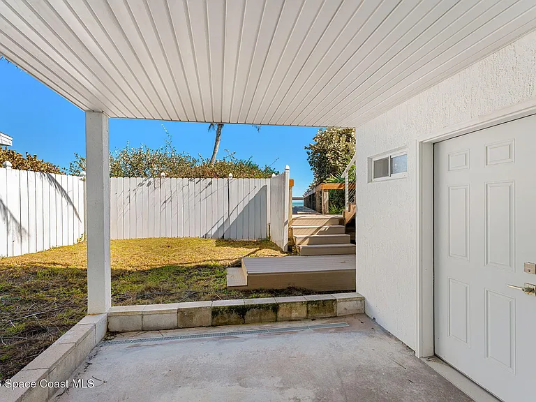 9085 Highway A1A — Photo 70