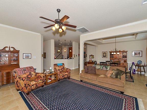 5th image of 2505 Koeln St