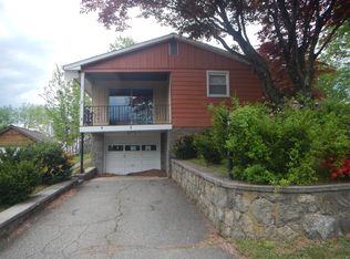 7 Hampton Rd, New Fairfield, CT 06812
