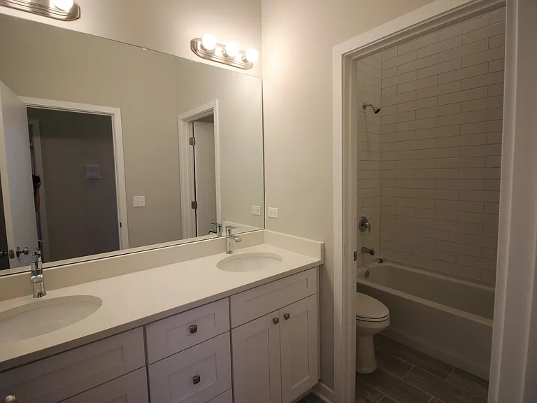 3254 N Ravenswood Ave #1 — Photo 12