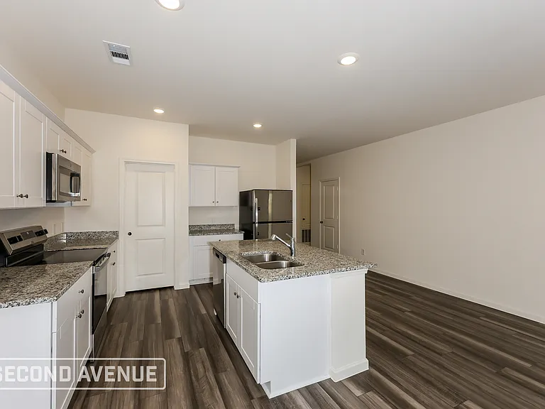 1869 Lockhart Dr — Photo 5