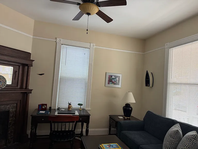 411 Dinwiddie St — Photo 2