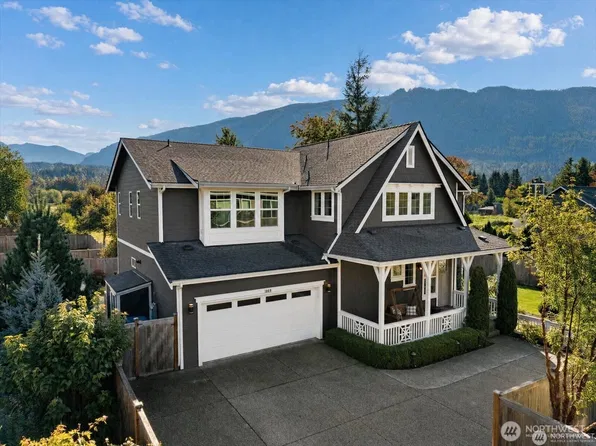 1069 SE 13th Place, North Bend, WA 98045