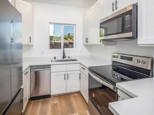 Wahoo, 4169 38th St APT 8, San Diego, CA 92105