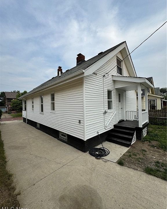 3636 W 127th St, Cleveland, OH 44111 | Zillow