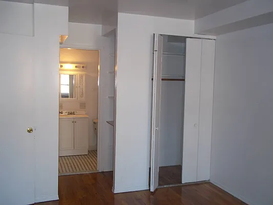 Rented by Bond New York | media 7