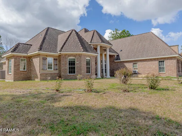 130 Percy Rd, Lafayette, LA 70506