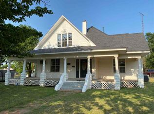 1420 E St, Snyder, OK 73566