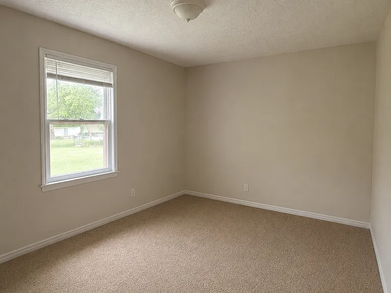 3805 S Valmore Ave — Photo 22